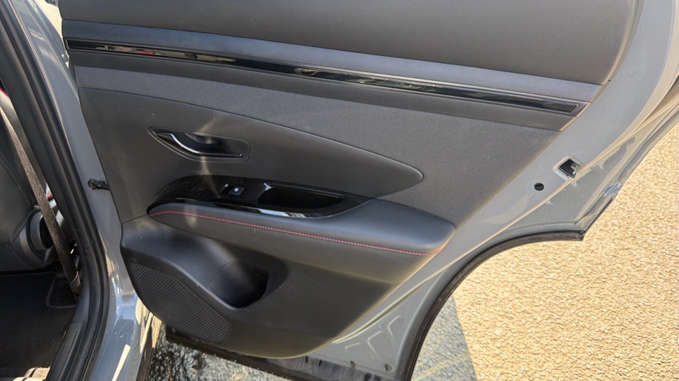 Hyundai TUCSON 1.6 TGDi Hybrid 230 N Line S 5dr 2WD Auto Hybrid Estate - Image 28