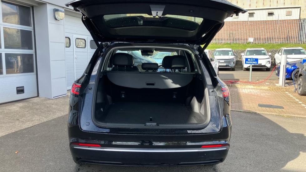 Geely Starray 1.5 EM-i Ultra 5dr Auto Estate - Image 4
