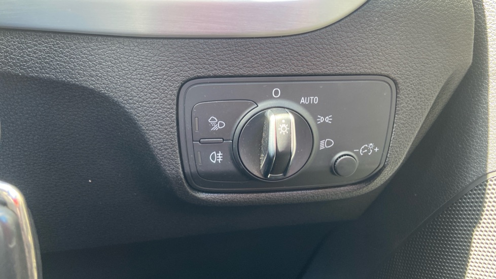 Audi Q2 30 TDI S Line 5dr Diesel Estate - Image 21