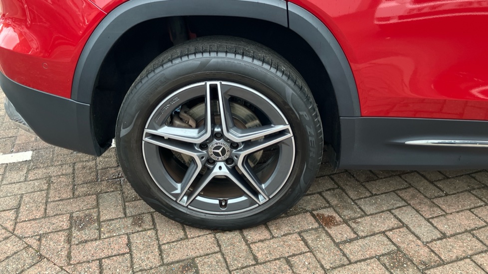 Mercedes-Benz GLB 200 AMG Line Premium 5dr 7G-Tronic Petrol Estate - Image 22