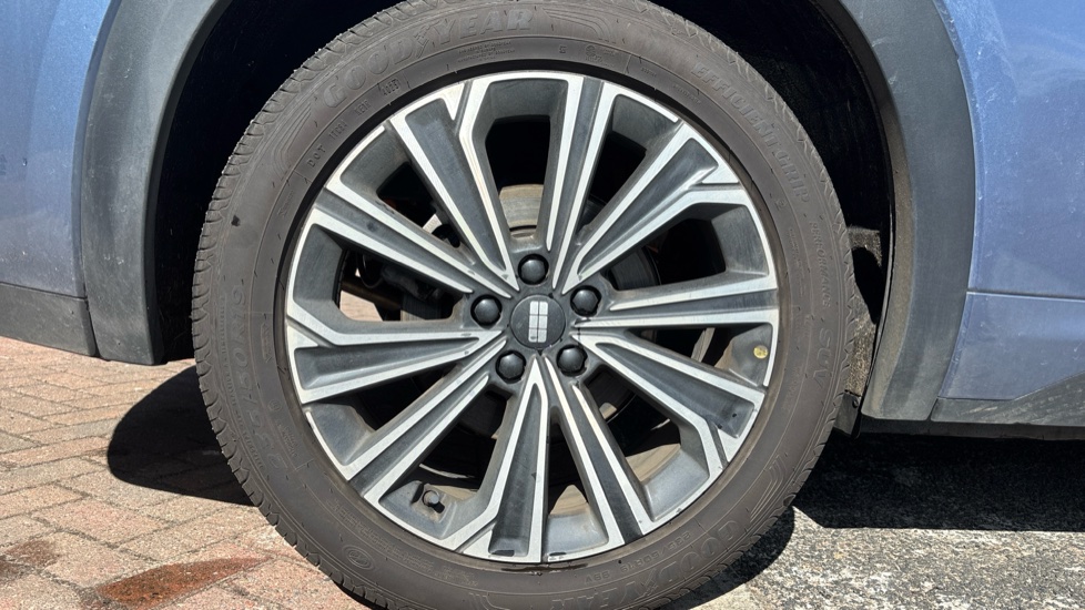 Geely Starray 1.5 EM-i Max 5dr Auto Estate - Image 7