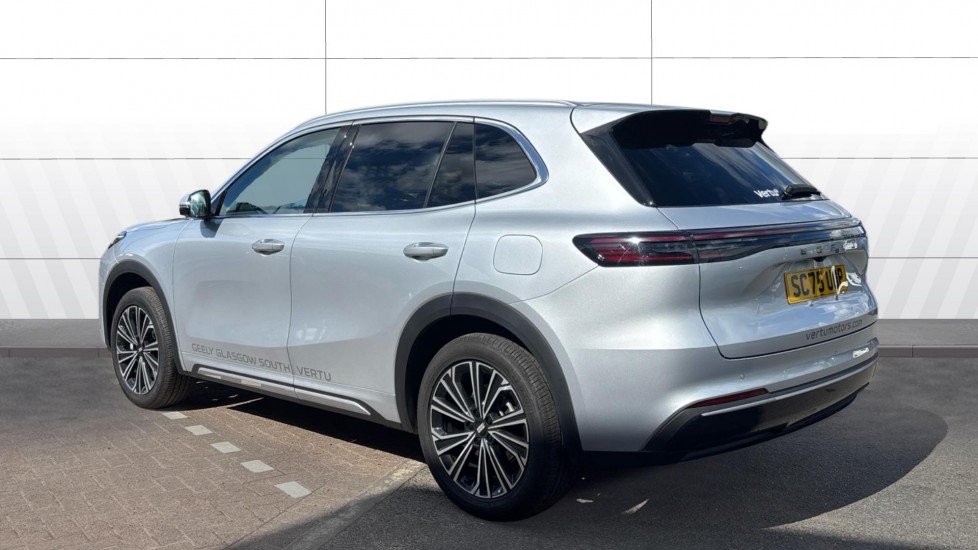Geely Starray 1.5 EM-i Pro 5dr Auto Estate - Image 2