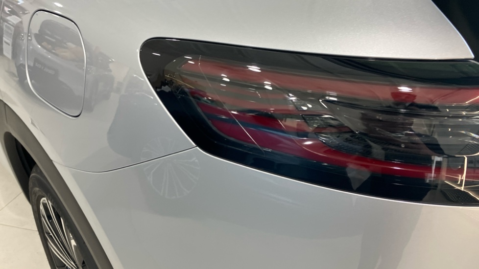 Geely Starray 1.5 EM-i Pro 5dr Auto Estate - Image 39
