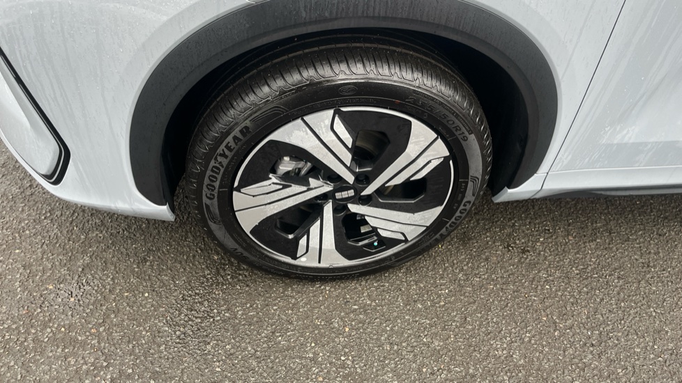 Geely Ex5 160kW Max 60kWh 5dr Auto Electric Estate - Image 32