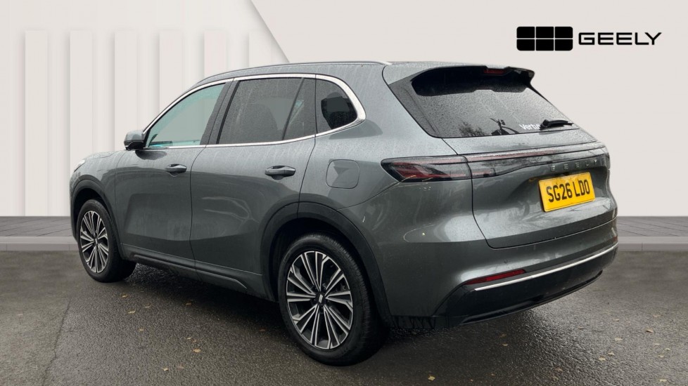 Geely Starray 1.5 EM-i Max 5dr Auto Estate - Image 2