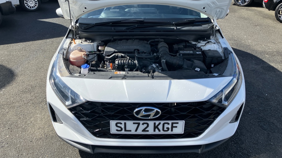 Hyundai i20 1.0T GDi 48V MHD SE Connect 5dr Petrol Hatchback - Image 8