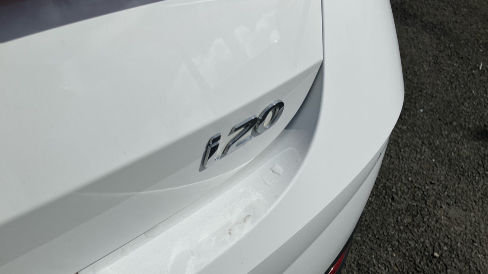 Hyundai i20 1.0T GDi 48V MHD SE Connect 5dr Petrol Hatchback - Image 33