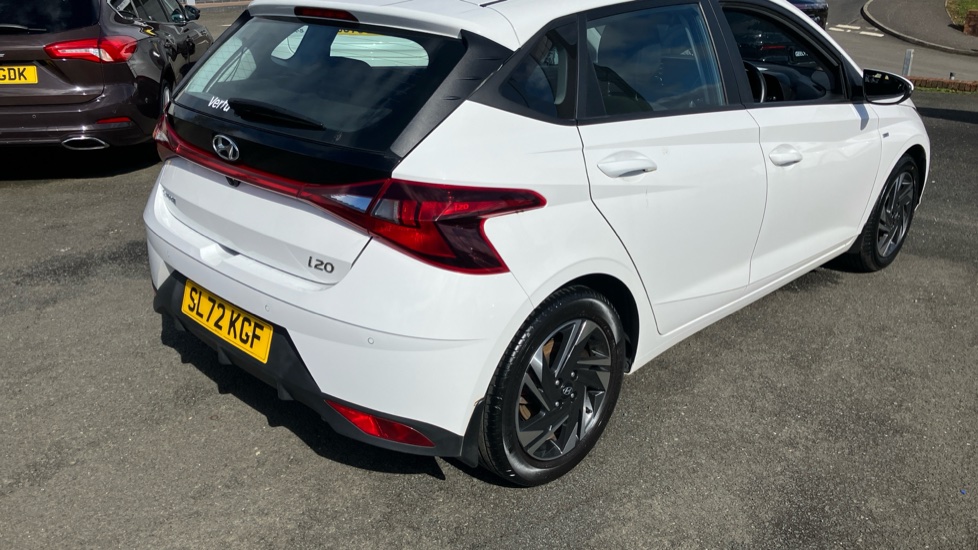 Hyundai i20 1.0T GDi 48V MHD SE Connect 5dr Petrol Hatchback - Image 34