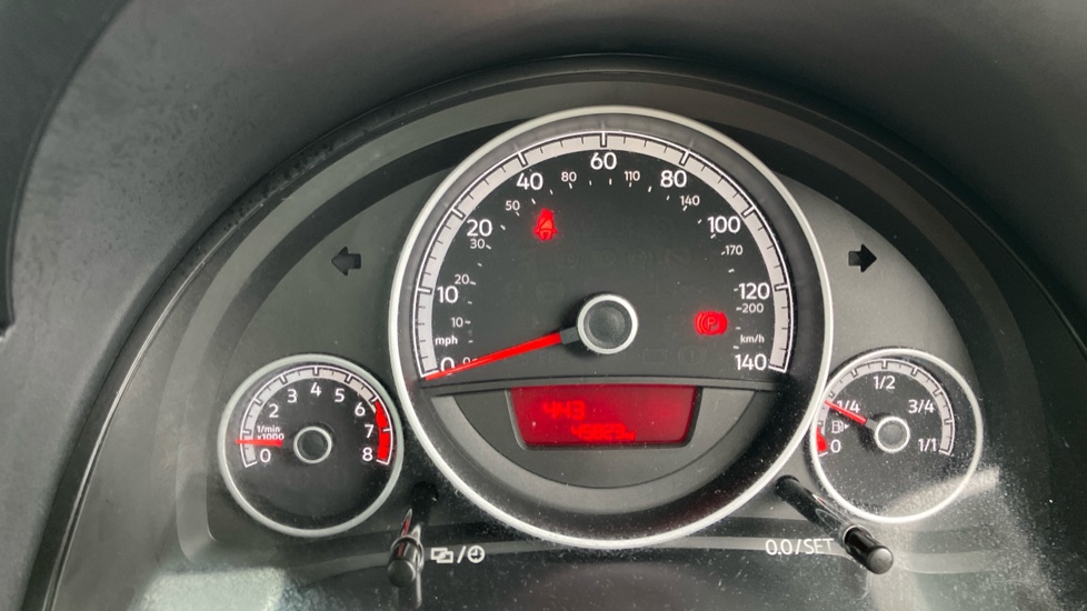 Volkswagen Up 1.0 Move Up 5dr Petrol Hatchback - Image 18