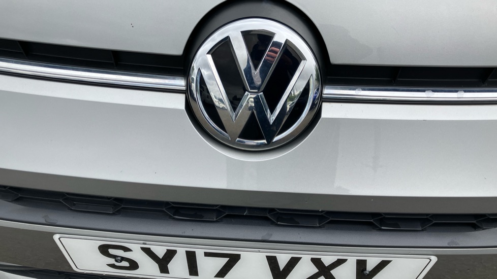 Volkswagen Up 1.0 Move Up 5dr Petrol Hatchback - Image 31