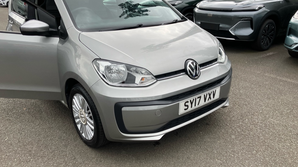 Volkswagen Up 1.0 Move Up 5dr Petrol Hatchback - Image 32