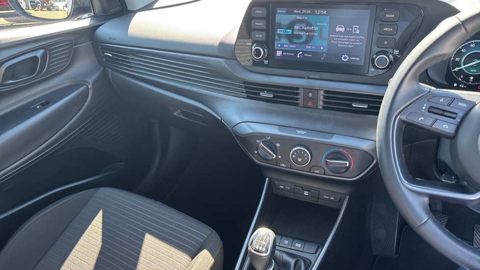 Hyundai i20 1.0T GDi 48V MHD SE Connect 5dr Petrol Hatchback - Image 14