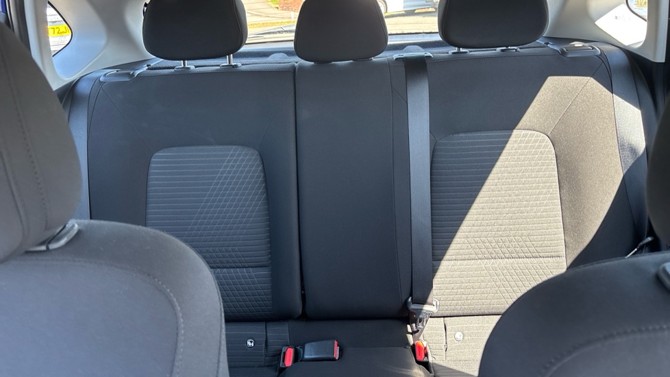 Hyundai i20 1.0T GDi 48V MHD SE Connect 5dr Petrol Hatchback - Image 15
