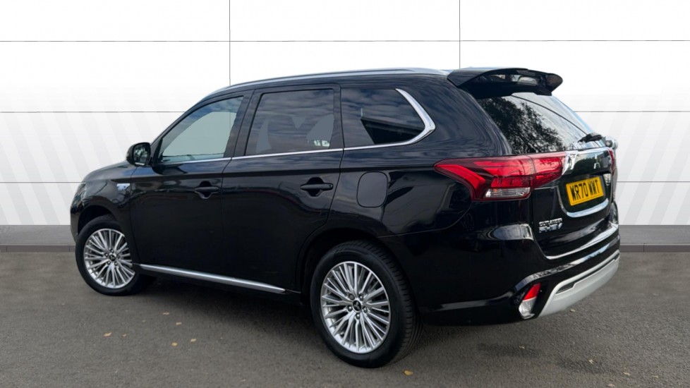 Mitsubishi Outlander 2.4 PHEV Exceed 5dr Auto Estate - Image 2