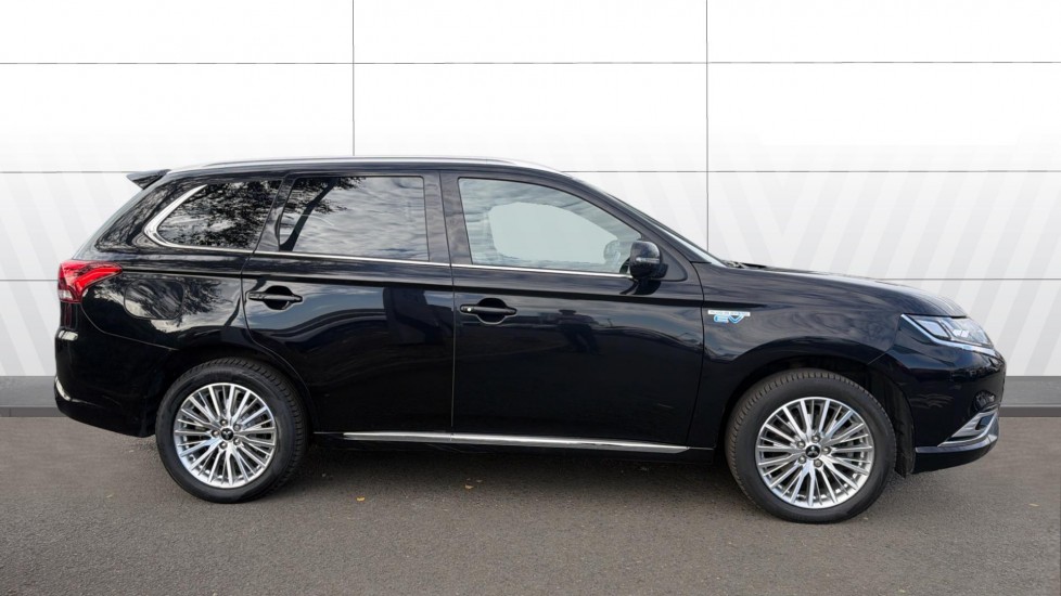 Mitsubishi Outlander 2.4 PHEV Exceed 5dr Auto Estate - Image 5