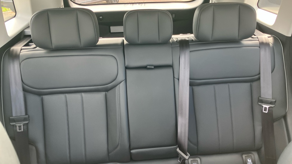 Jaecoo 7 1.5T SHS-P Luxury 5dr Auto Estate - Image 15