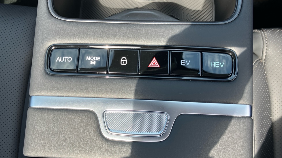 Jaecoo 7 1.5T SHS-P Luxury 5dr Auto Estate - Image 21