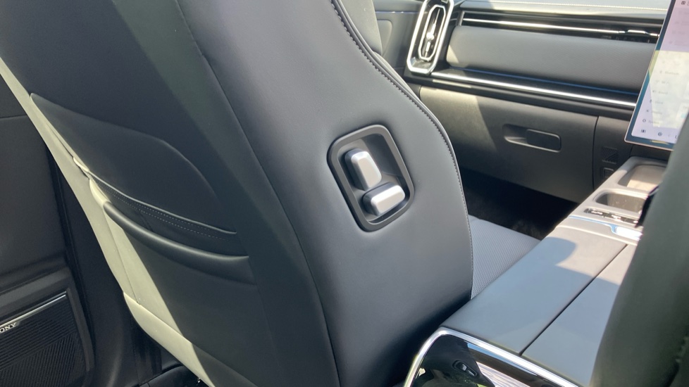 Jaecoo 7 1.5T SHS-P Luxury 5dr Auto Estate - Image 30