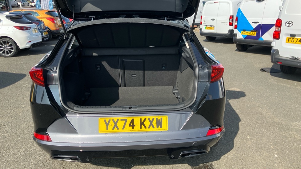 CUPRA Formentor 1.5 TSI 150 V1 5dr DSG Petrol Estate - Image 4