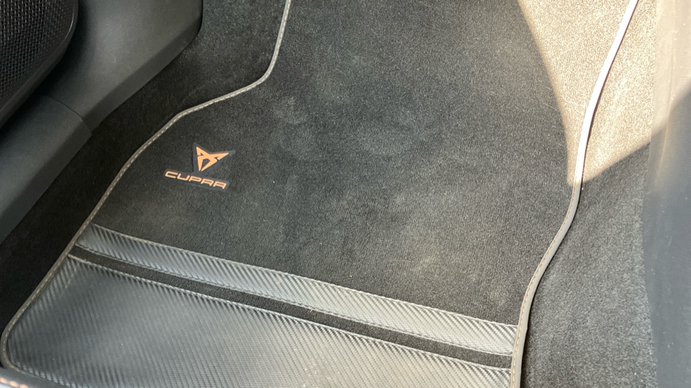 CUPRA Formentor 1.5 TSI 150 V1 5dr DSG Petrol Estate - Image 31