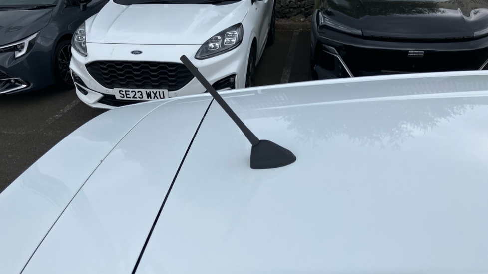 Ford Fiesta 1.0 EcoBoost 125 Titanium 5dr Petrol Hatchback - Image 31