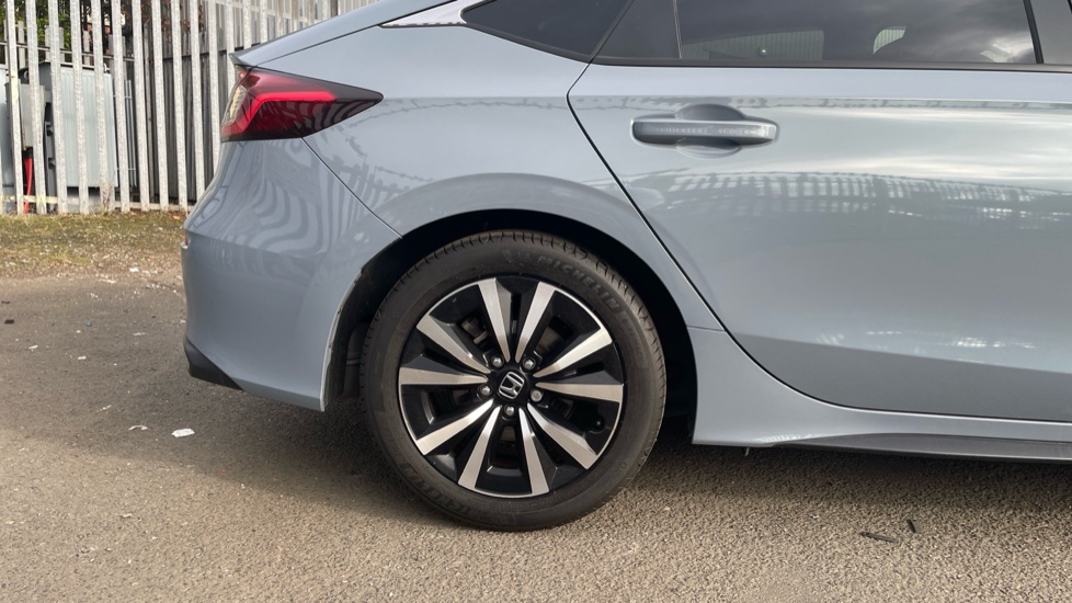 Honda Civic 2.0 eHEV Elegance 5dr CVT Hybrid Hatchback - Image 7