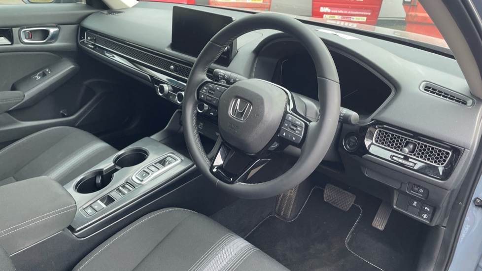 Honda Civic 2.0 eHEV Elegance 5dr CVT Hybrid Hatchback - Image 11