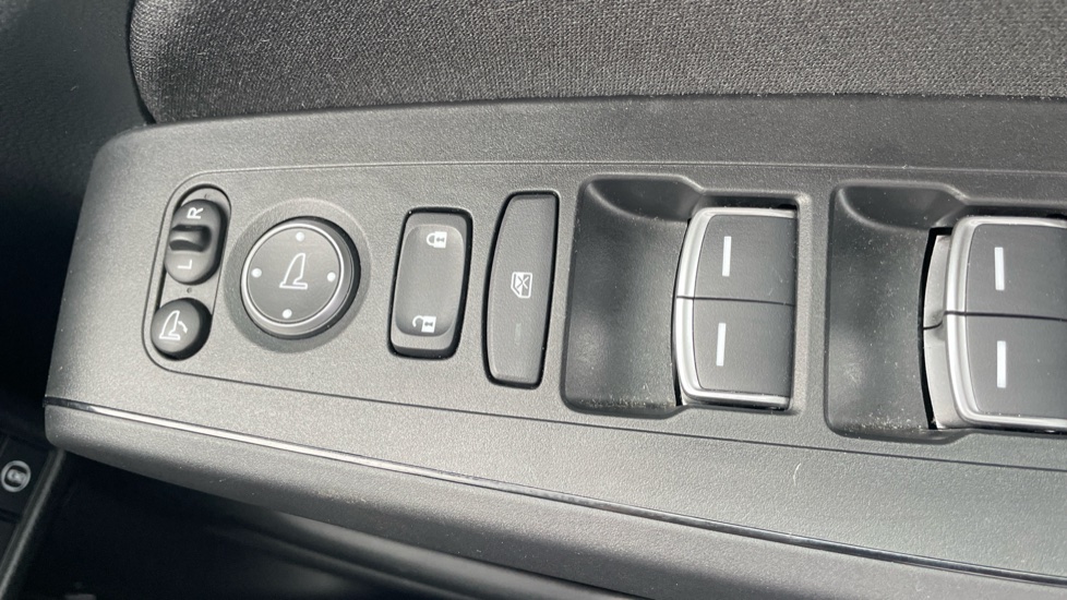 Honda Civic 2.0 eHEV Elegance 5dr CVT Hybrid Hatchback - Image 29