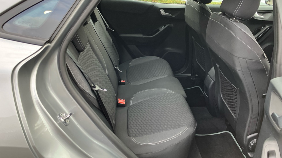 Ford Puma 1.0 EcoBoost Hybrid mHEV Titanium 5dr Petrol Hatchback - Image 16