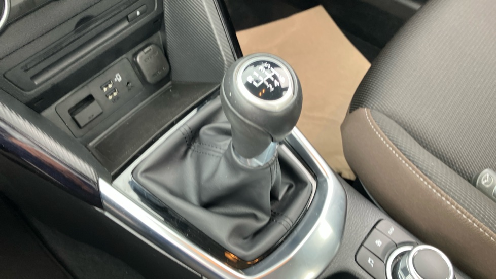 Mazda 2 1.5 Skyactiv G SE-L Nav 5dr Petrol Hatchback - Image 13