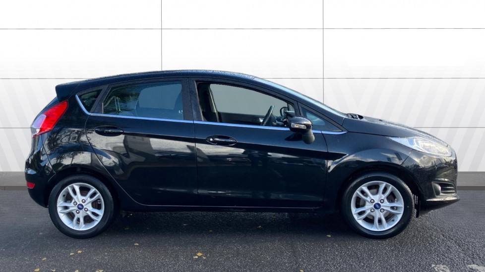 Ford Fiesta 1.25 82 Zetec 5dr Petrol Hatchback - Image 5