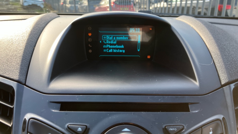 Ford Fiesta 1.25 82 Zetec 5dr Petrol Hatchback - Image 12