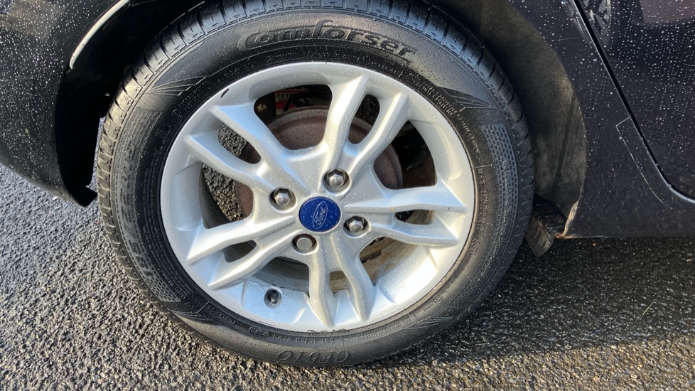 Ford Fiesta 1.25 82 Zetec 5dr Petrol Hatchback - Image 35