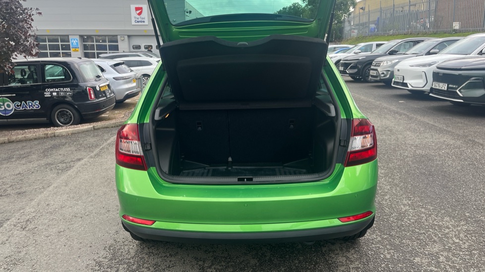 Skoda Rapid Spaceback 1.2 TSI 110 SE Sport 5dr Petrol Hatchback - Image 4
