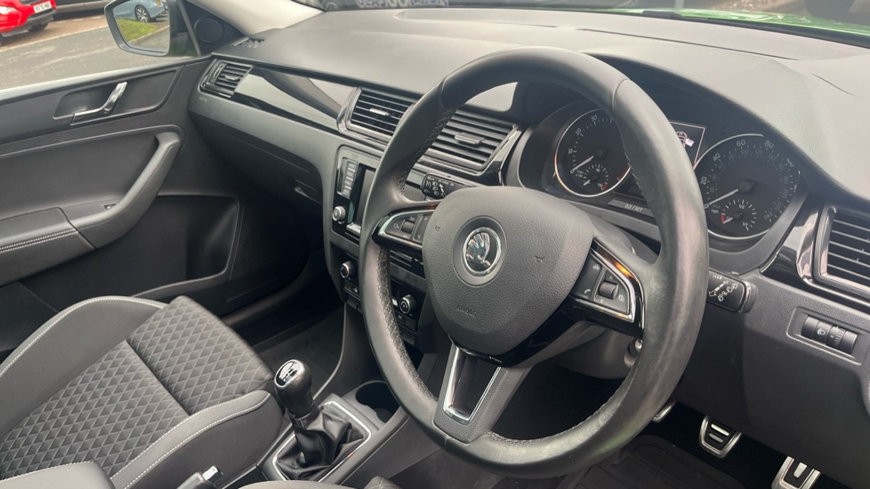 Skoda Rapid Spaceback 1.2 TSI 110 SE Sport 5dr Petrol Hatchback - Image 9