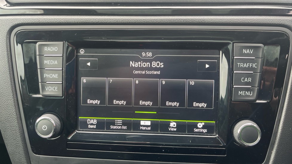 Skoda Rapid Spaceback 1.2 TSI 110 SE Sport 5dr Petrol Hatchback - Image 12