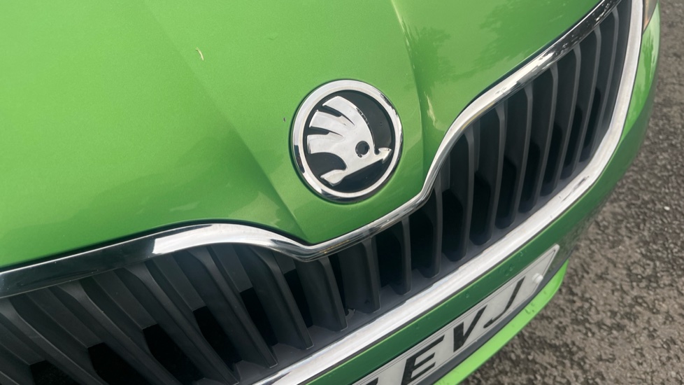 Skoda Rapid Spaceback 1.2 TSI 110 SE Sport 5dr Petrol Hatchback - Image 30