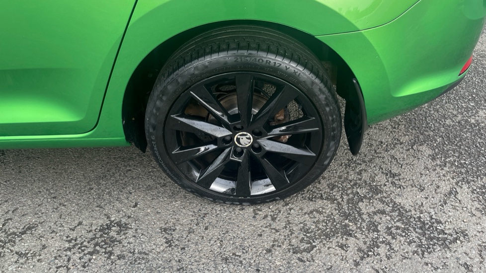 Skoda Rapid Spaceback 1.2 TSI 110 SE Sport 5dr Petrol Hatchback - Image 38