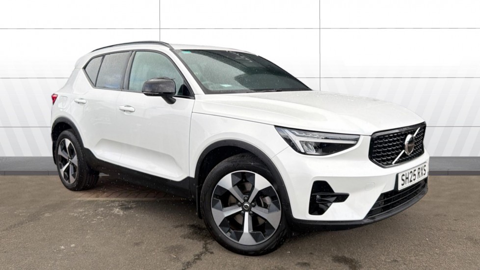 Volvo XC40 2.0 B3P Plus Dark 5dr Auto Petrol Estate - Image 1