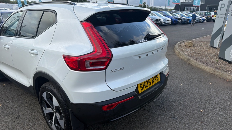 Volvo XC40 2.0 B3P Plus Dark 5dr Auto Petrol Estate - Image 26