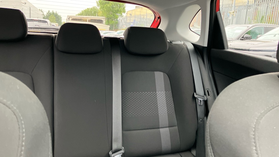 Hyundai i20 1.0T GDi Ultimate 5dr Petrol Hatchback - Image 15