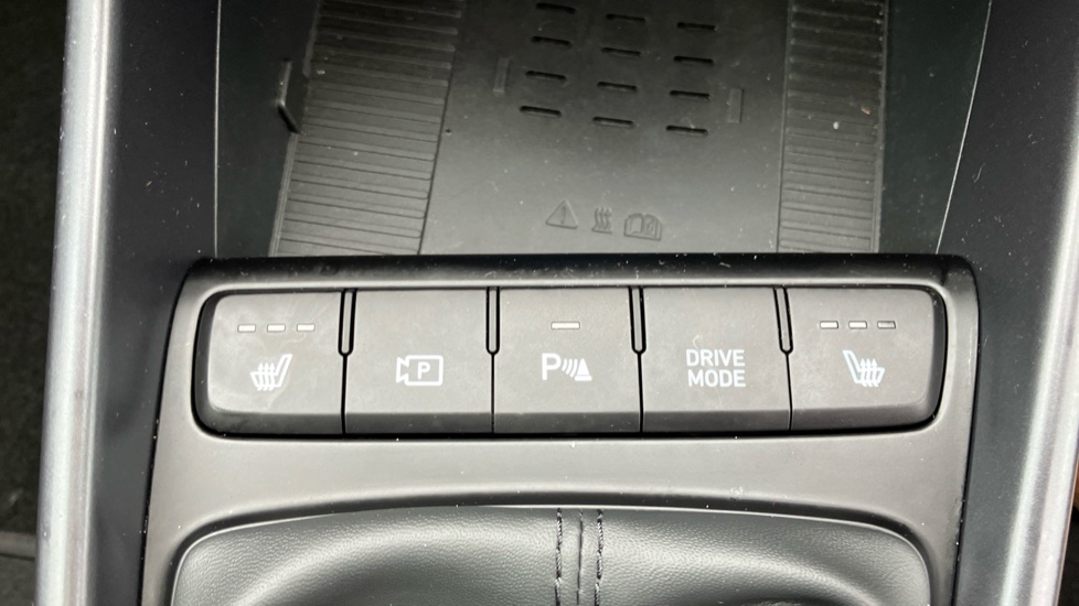 Hyundai i20 1.0T GDi Ultimate 5dr Petrol Hatchback - Image 33