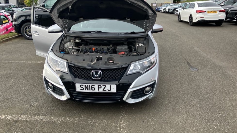Honda Civic 1.8 i-VTEC SE Plus 5dr Petrol Hatchback - Image 8
