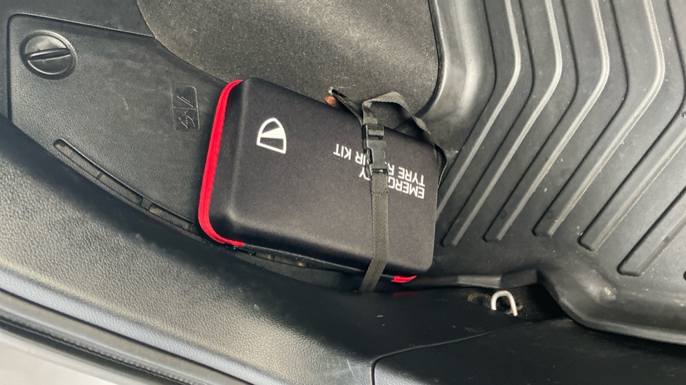 Honda Civic 1.8 i-VTEC SE Plus 5dr Petrol Hatchback - Image 37
