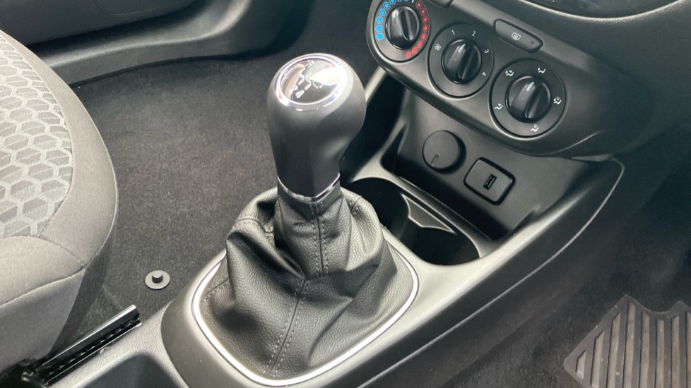 Vauxhall Corsa 1.4 [75] Energy 3dr [AC] Petrol Hatchback - Image 13