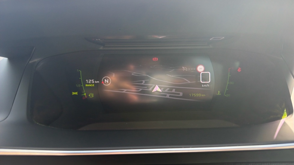 Peugeot 208 1.2 PureTech 100 GT 5dr Petrol Hatchback - Image 18