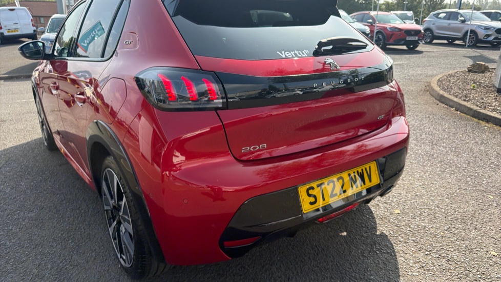 Peugeot 208 1.2 PureTech 100 GT 5dr Petrol Hatchback - Image 34