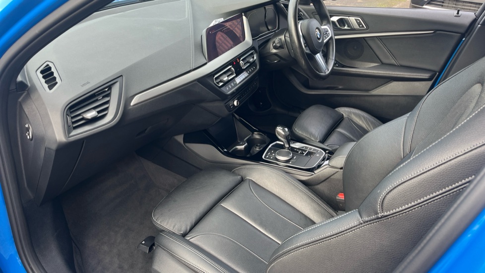BMW 1 Series 118i M Sport 5dr Step Auto Petrol Hatchback - Image 9