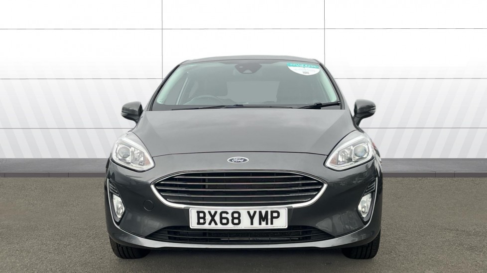 Ford Fiesta 1.1 Zetec 3dr Petrol Hatchback - Image 3