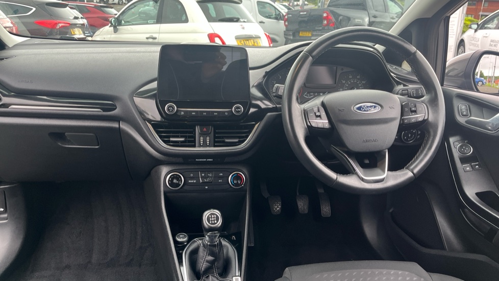Ford Fiesta 1.1 Zetec 3dr Petrol Hatchback - Image 10